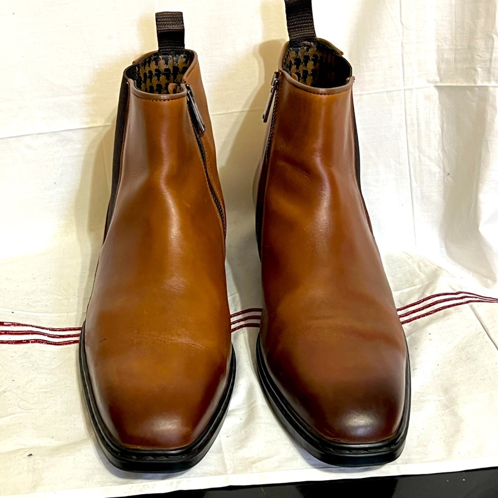 Karl Lagerfeld Paris Men’s boots leather upper like new condition